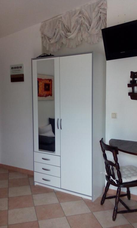 Apartment Tuja Jadrtovac Ruang foto