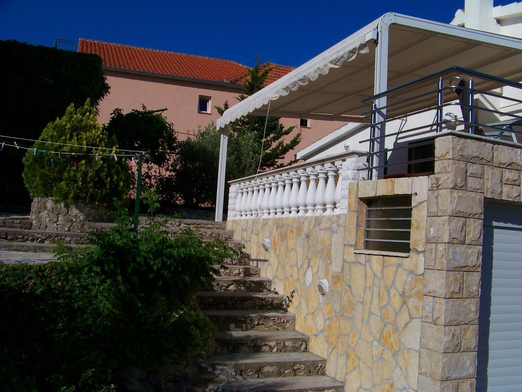 Apartment Tuja Jadrtovac Ruang foto